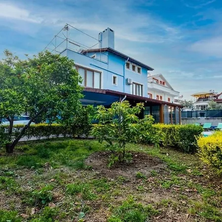 Can Villa Villa