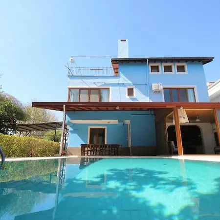 Can Villa Villa
